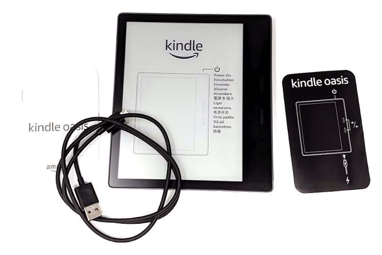 Amazon Kindle Oasis - als Ladegerät kommt ein microUSB-Kabel zum Einsatz Amazon Kindle Oasis - als Ladegerät kommt ein microUSB-Kabel zum Einsatz