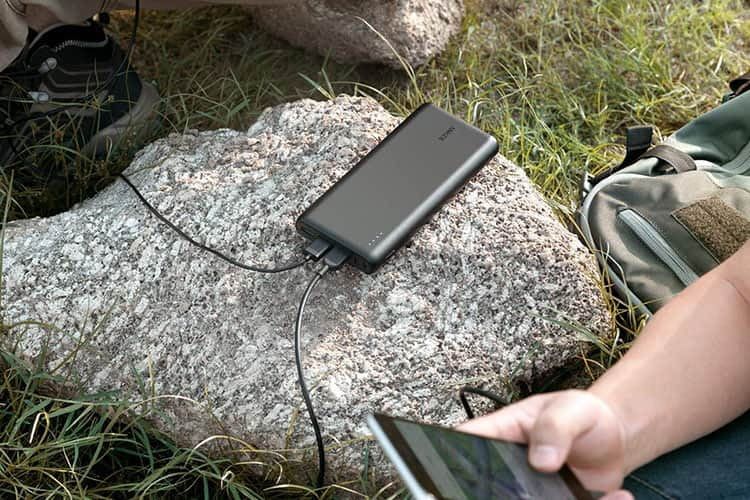 Die Anker PowerCore 26800 mAh Powerbank bietet enorme Energiereserven für unterwegs Die Anker PowerCore 26800 mAh Powerbank bietet enorme Energiereserven für unterwegs