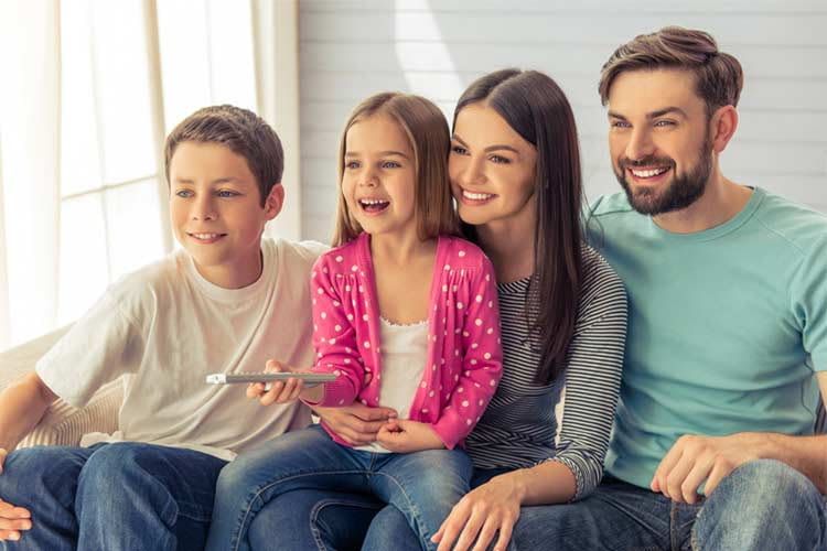 Amazon bietet eine riesige Filmauswahl für die ganze Familie Amazon bietet eine riesige Filmauswahl für die ganze Familie