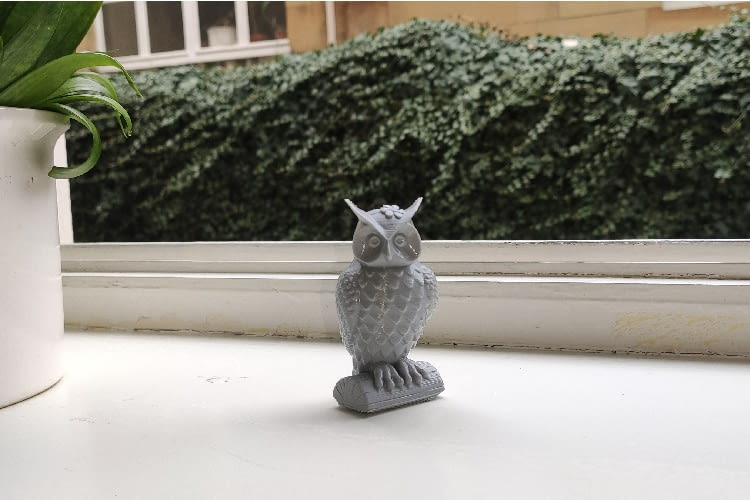 Nach der Reinigung und Verhärtung war der Drucker sauber und glänzte leicht Nach der Reinigung und Verhärtung war der Drucker sauber und glänzte leicht