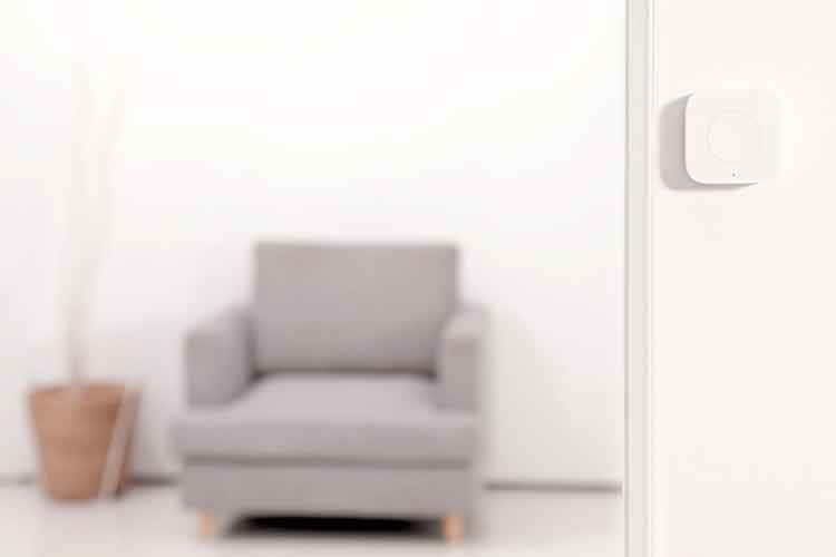 Der Xiaomi Aqara Wirless Mini Switch lässt sich als Lichtschalter einsetzen - benötigt aber immer den Aqara Hub Der Xiaomi Aqara Wirless Mini Switch lässt sich als Lichtschalter einsetzen - benötigt aber immer den Aqara Hub