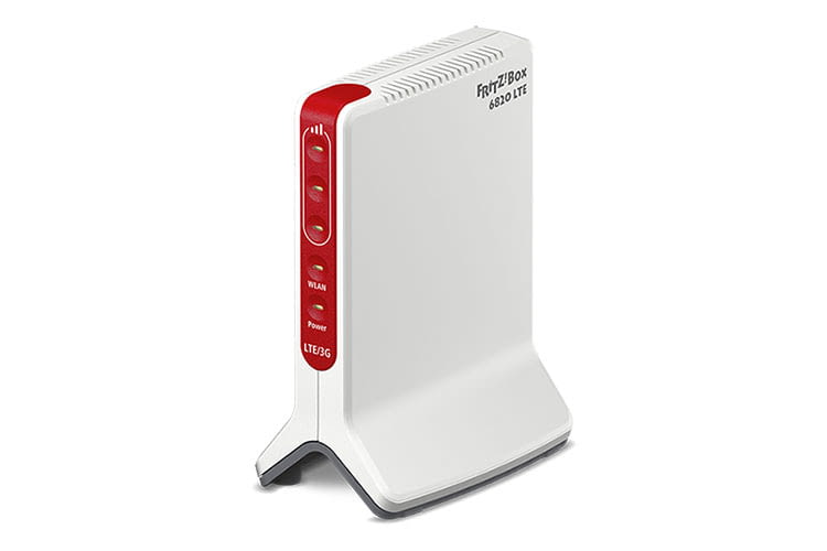 Der stationäre LTE Router FRITZ!Box 6820 bietet alle Vorteile einer FRITZ!Box, unterstützt aber nur 2,4 GHz WLAN Der stationäre LTE Router FRITZ!Box 6820 bietet alle Vorteile einer FRITZ!Box, unterstützt aber nur 2,4 GHz WLAN