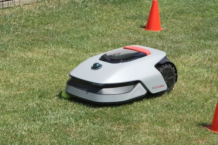 Deutlich weniger zuverlässig war der A1 Pro beim erkennen des Tennisballs Deutlich weniger zuverlässig war der A1 Pro beim erkennen des Tennisballs