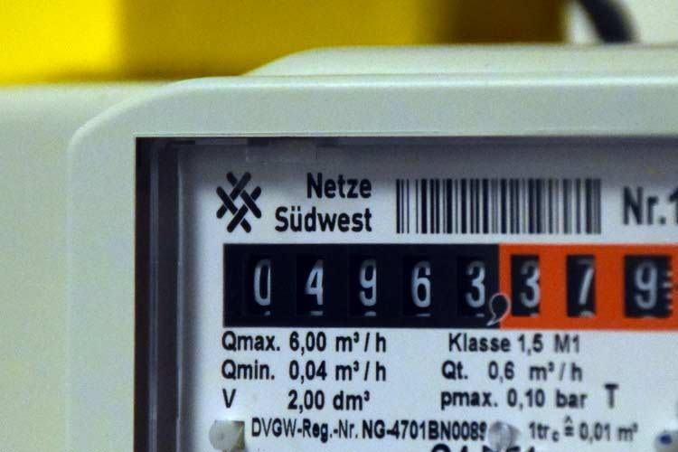 Direkt am Gehäuse des Zählers sind alle wichtigen Informationen zu finden Direkt am Gehäuse des Zählers sind alle wichtigen Informationen zu finden