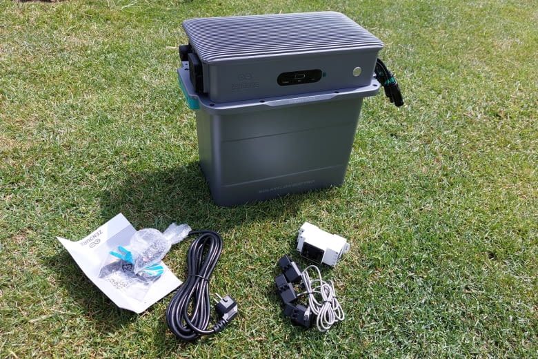 Bei uns war im Lieferumfang auch ein passendes Zendure Smart Meter dabei Bei uns war im Lieferumfang auch ein passendes Zendure Smart Meter dabei