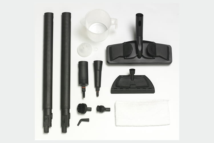 Der Lieferumfang ist bei diesem Dampfreiniger besonders groß Der Lieferumfang ist bei diesem Dampfreiniger besonders groß