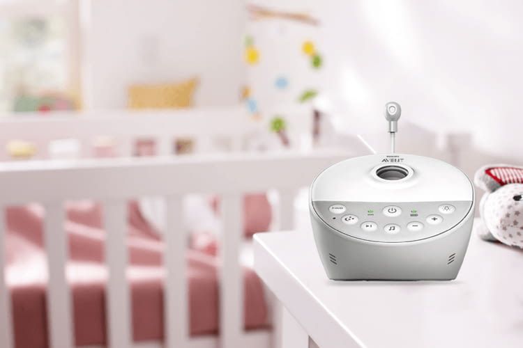Das Philips Babyphone idealerweise mindestens einen Meter vom Baby entfernt aufstellen Das Philips Babyphone idealerweise mindestens einen Meter vom Baby entfernt aufstellen