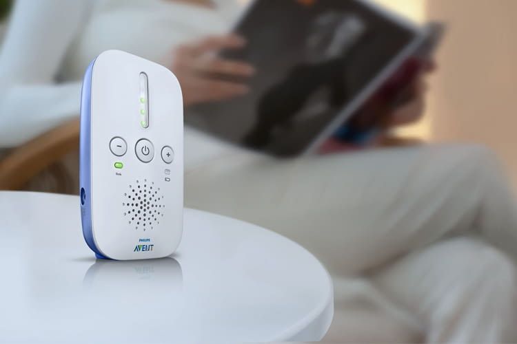 Dieses Babyphone kann per Netzteil oder Batterie genutzt werden Dieses Babyphone kann per Netzteil oder Batterie genutzt werden