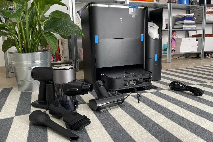 Der X2 COMBO kommt mit drei Aufsätzen für den Handstaubsauger Der X2 COMBO kommt mit drei Aufsätzen für den Handstaubsauger