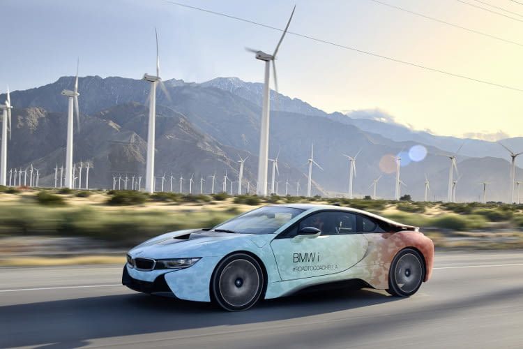 Der Ökosportwagen BMW i8 - Strom vom Wind in den Tank Der Ökosportwagen BMW i8 - Strom vom Wind in den Tank