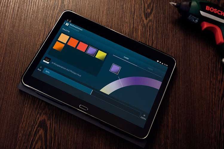 Auch Philips Hue lässt sich in das Bosch Smart Home System integrieren Auch Philips Hue lässt sich in das Bosch Smart Home System integrieren