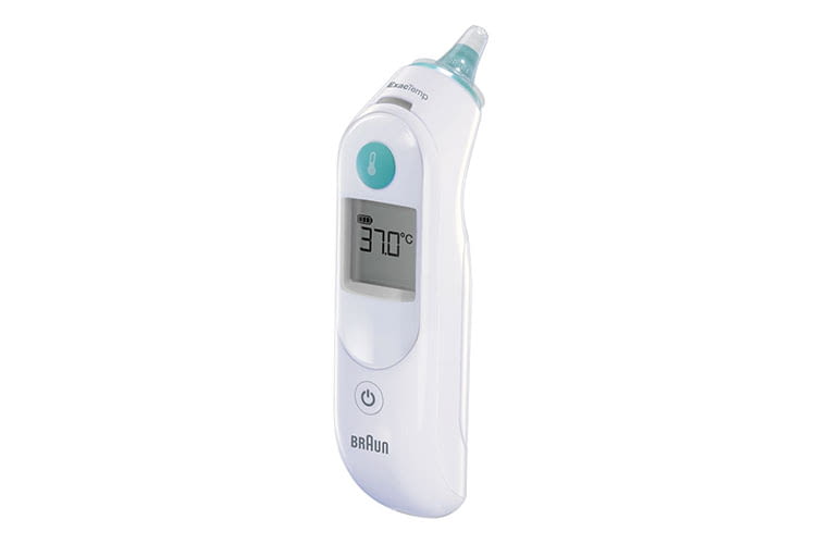 Das Braun ThermoScan 5 Fieberthermometer misst per Infrarot präzise am Ohr Das Braun ThermoScan 5 Fieberthermometer misst per Infrarot präzise am Ohr
