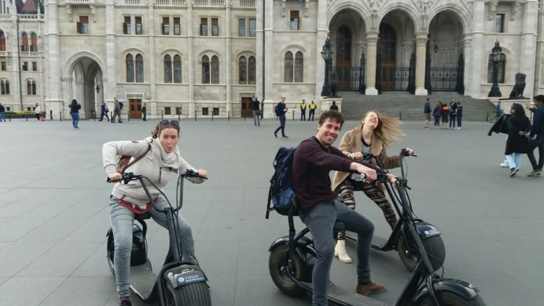 Budapest entdecken mit dem E-Scooter: Ein Highlight des Städtetrips Budapest entdecken mit dem E-Scooter: Ein Highlight des Städtetrips