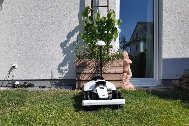 Der LUBA Mini fertig aufgebaut in seiner Station Der LUBA Mini fertig aufgebaut in seiner Station