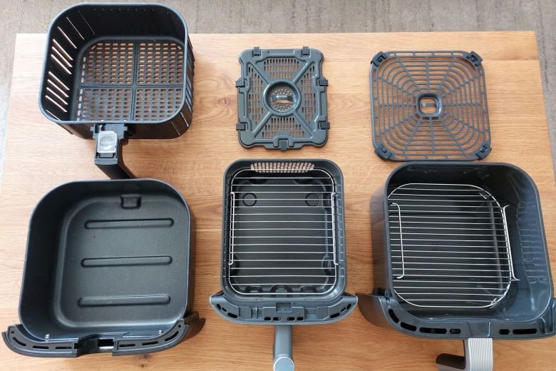 Die Garkörbe haben je nach Marke unterschiedliche Einsätze und Roste Die Garkörbe haben je nach Marke unterschiedliche Einsätze und Roste