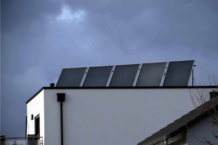 Mini-Solaranlagen können auch aus mehreren Panelen bestehen Mini-Solaranlagen können auch aus mehreren Panelen bestehen