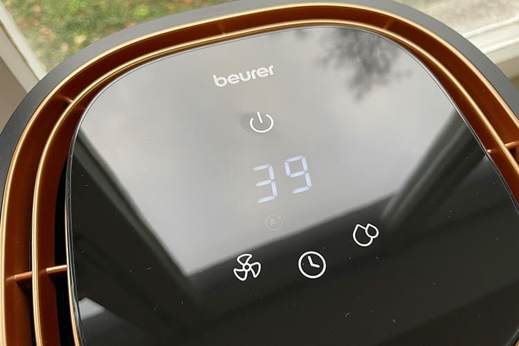 Das LED Display zeigte die Luftfeuchte an Das LED Display zeigte die Luftfeuchte an