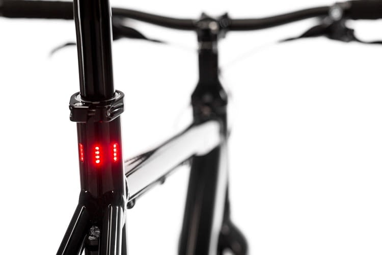 Beim Coboc Versterbro ist die Beleuchtung sogar direkt in den Rahmen eingebaut Beim Coboc Versterbro ist die Beleuchtung sogar direkt in den Rahmen eingebaut