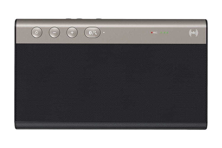 Creative Sound Blaster Roar 2 verfügt über einen integrierten MP3-Player Creative Sound Blaster Roar 2 verfügt über einen integrierten MP3-Player