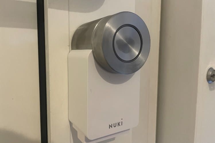 Optisch unterscheidet sich das Nuki 4 nicht von seinen Vorgängern Optisch unterscheidet sich das Nuki 4 nicht von seinen Vorgängern