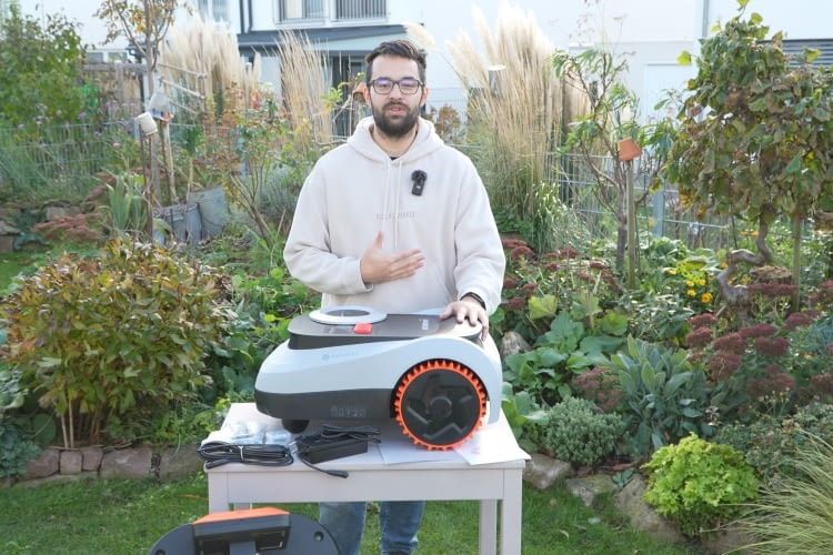 Beim Design ist die Ähnlichkeit zum Vorgänger nicht zu übersehen Beim Design ist die Ähnlichkeit zum Vorgänger nicht zu übersehen