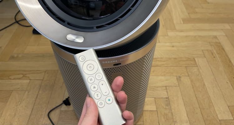 Dreame AirPursue PM20 kommt mit einer Fernbedienung Dreame AirPursue PM20 kommt mit einer Fernbedienung