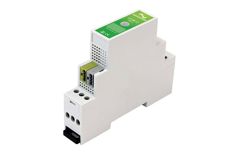 Der digitalSTROM Meter sitzt zwischen dem digitalSTROM Server und der digitalSTROM Klemme Der digitalSTROM Meter sitzt zwischen dem digitalSTROM Server und der digitalSTROM Klemme