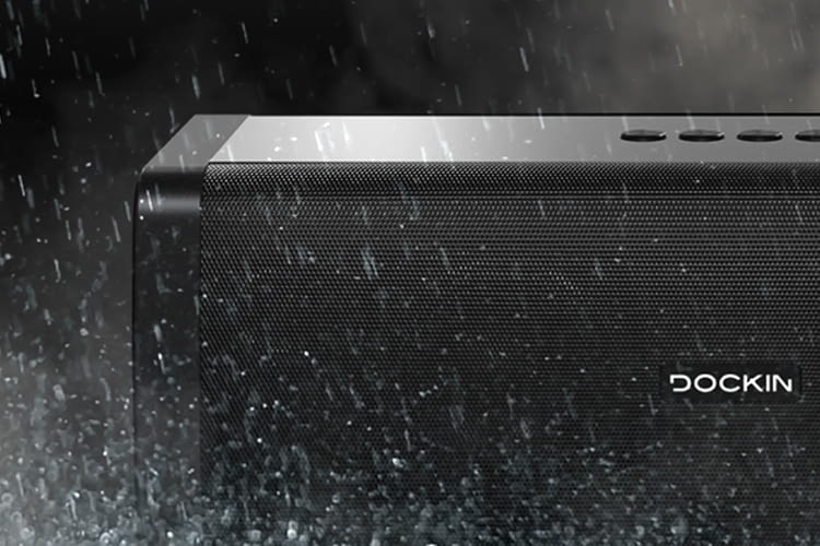 Auch Wasser und Staub beeinträchtigen die Leistung des Bluetooth-Speakers nicht Auch Wasser und Staub beeinträchtigen die Leistung des Bluetooth-Speakers nicht