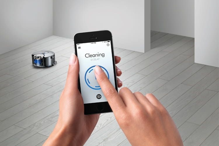 Die App macht die Fernsteuerung des Dyson 360 Eye Saugroboters möglich Die App macht die Fernsteuerung des Dyson 360 Eye Saugroboters möglich