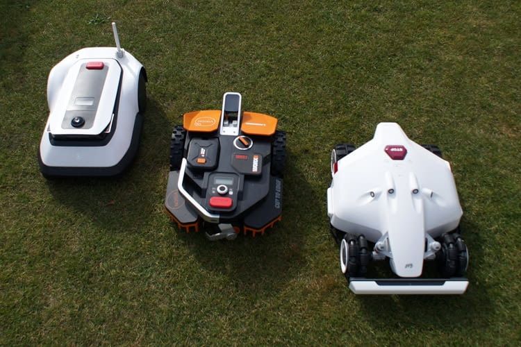 Alle drahtlosen Mähroboter werden nach dem gleichen Prüfkatalog bewertet Alle drahtlosen Mähroboter werden nach dem gleichen Prüfkatalog bewertet