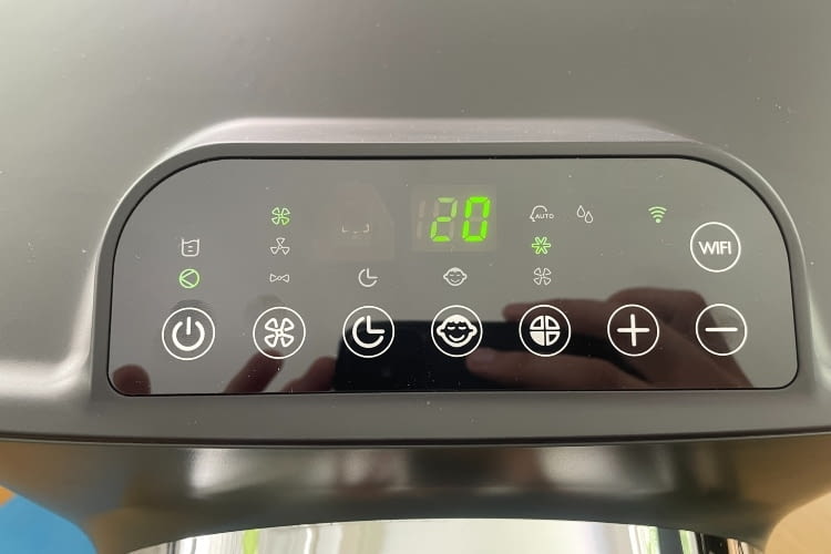 Die Knöpfe auf der Klimaanlage reagieren auf Touch und funktionierten in unserem Test sehr zuverlässig Die Knöpfe auf der Klimaanlage reagieren auf Touch und funktionierten in unserem Test sehr zuverlässig