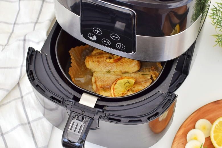 Diese Heißluftfritteuse ist eher für kleinere Portionen gemacht Diese Heißluftfritteuse ist eher für kleinere Portionen gemacht