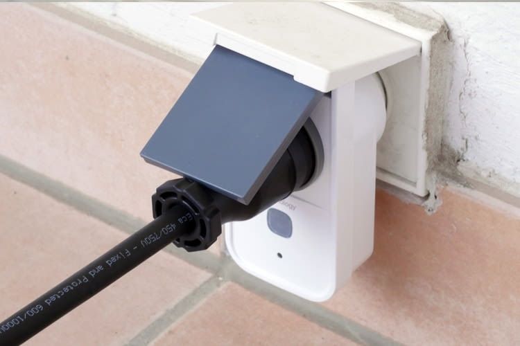 Die Außensteckdose regelt als smarter Zwischenstecker den Stromfluss Die Außensteckdose regelt als smarter Zwischenstecker den Stromfluss
