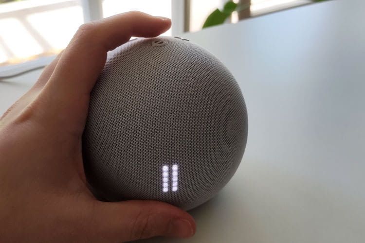 Dieses Symbol zeigt, dass Echo Dot 5 gerade eine zuvor gestartete Playlist pausiert Dieses Symbol zeigt, dass Echo Dot 5 gerade eine zuvor gestartete Playlist pausiert