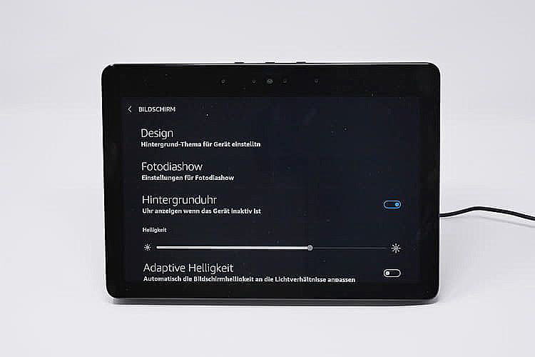 Die Helligkeit bei Echo Show 2 kann stufenlos gedimmt werden Die Helligkeit bei Echo Show 2 kann stufenlos gedimmt werden