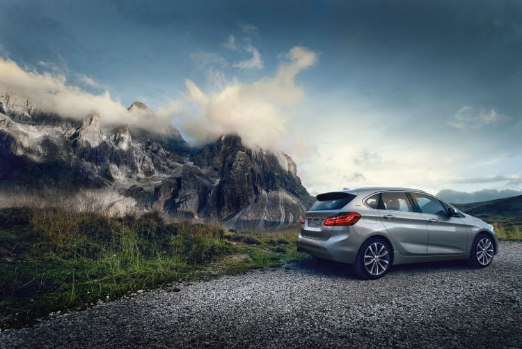 Der BMW 225xe Active Tourer überzeugt durch Effizienz, Dynamik, Leistung sowie Platzangebot Der BMW 225xe Active Tourer überzeugt durch Effizienz, Dynamik, Leistung sowie Platzangebot