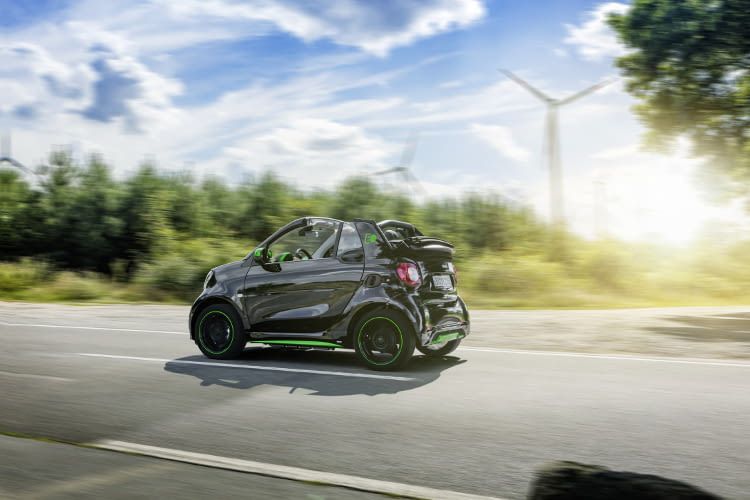 Microcars - der smart aus dem Hause Daimler hat sich im Straßenbild etabliert Microcars - der smart aus dem Hause Daimler hat sich im Straßenbild etabliert