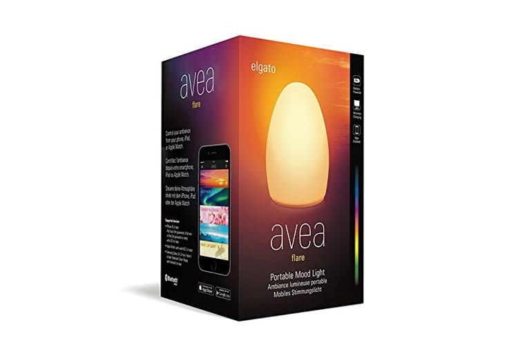Elgato Avea Flare ist mit 15 cm deutlich schmaler als die 25 cm breite Eve Flare Leuchte Elgato Avea Flare ist mit 15 cm deutlich schmaler als die 25 cm breite Eve Flare Leuchte