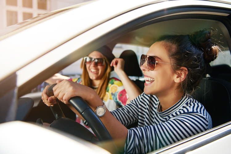 Alexa sorgt auch im Stau für gute Laune Alexa sorgt auch im Stau für gute Laune