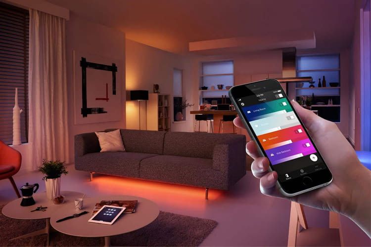 Per App sind auch die Philips Hue LightStrips fernsteuerbar Per App sind auch die Philips Hue LightStrips fernsteuerbar