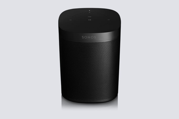 Sonos One 2 ist in Weiß mit mattweißer Front oder in Schwarz mit mattschwarzer Front erhältlich Sonos One 2 ist in Weiß mit mattweißer Front oder in Schwarz mit mattschwarzer Front erhältlich