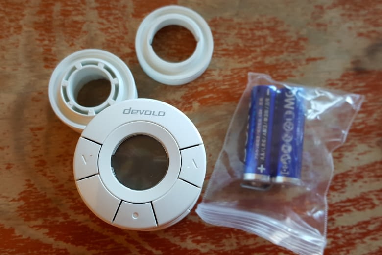 Zum Anbringen des Heizungsthermostats wird nur noch eine Rohrzange benötigt Zum Anbringen des Heizungsthermostats wird nur noch eine Rohrzange benötigt
