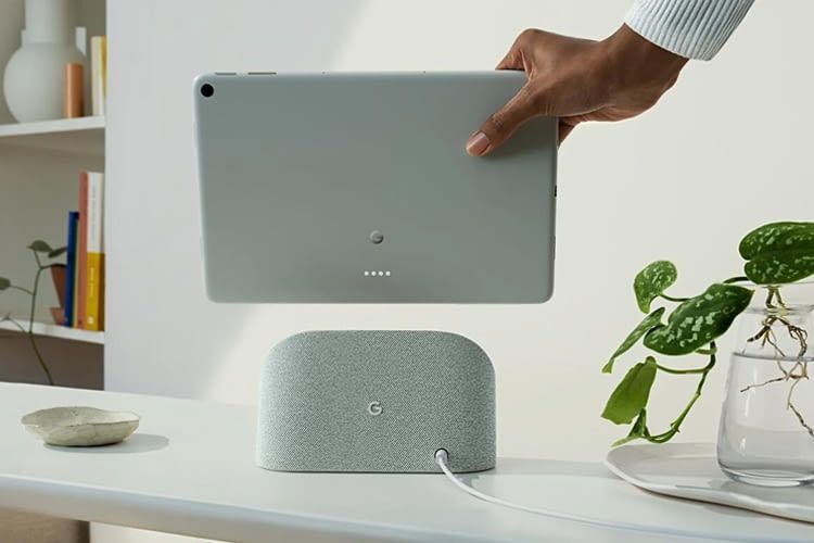 Das Ladedock dieses Tablets sieht schick aus und erspart lästiges Nachladen Das Ladedock dieses Tablets sieht schick aus und erspart lästiges Nachladen