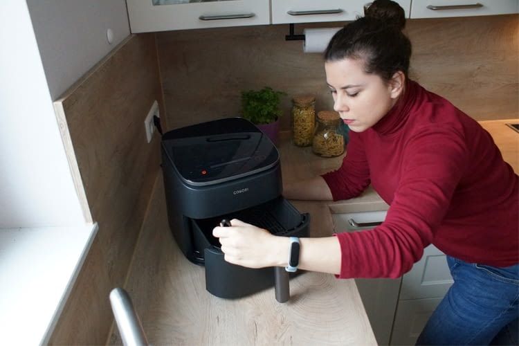 Wir testen regelmäßig Heißluftfritteusen auf ihre Leistungsfähigkeit Wir testen regelmäßig Heißluftfritteusen auf ihre Leistungsfähigkeit