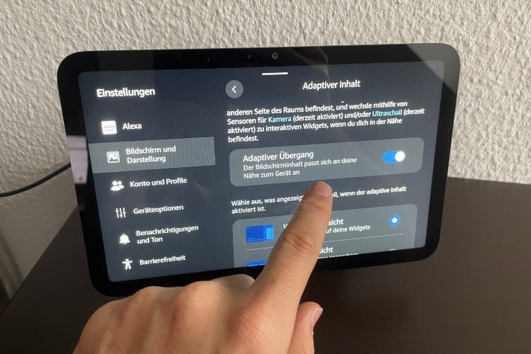 Die Menüführung ist flüssiger und der Touchscreen reagiert zuverlässig Die Menüführung ist flüssiger und der Touchscreen reagiert zuverlässig