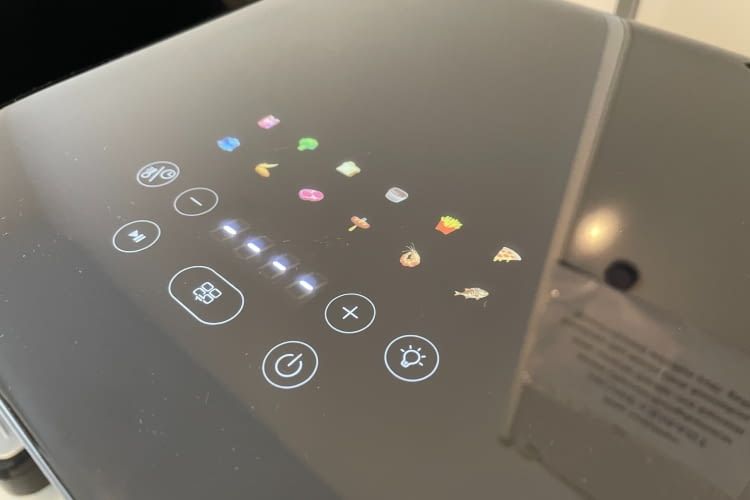 Die LED Bedienelemente sind einfach zu intuitiv zu verstehen Die LED Bedienelemente sind einfach zu intuitiv zu verstehen