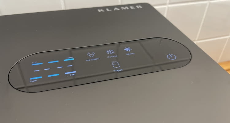 Das Bedienpanel war besonders übersichtlich und intuitiv bedienbar Das Bedienpanel war besonders übersichtlich und intuitiv bedienbar