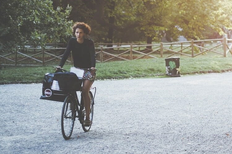 Der feelSpace naviGürtel eignet sich perekt für Fahrradkuriere Der feelSpace naviGürtel eignet sich perekt für Fahrradkuriere
