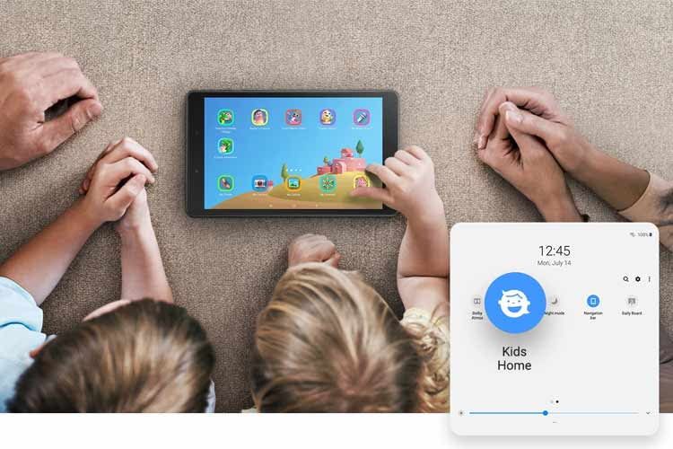 Vor allem bei erstmaliger Nutzung sollten Kinder von ihren Eltern begleitet werden Vor allem bei erstmaliger Nutzung sollten Kinder von ihren Eltern begleitet werden