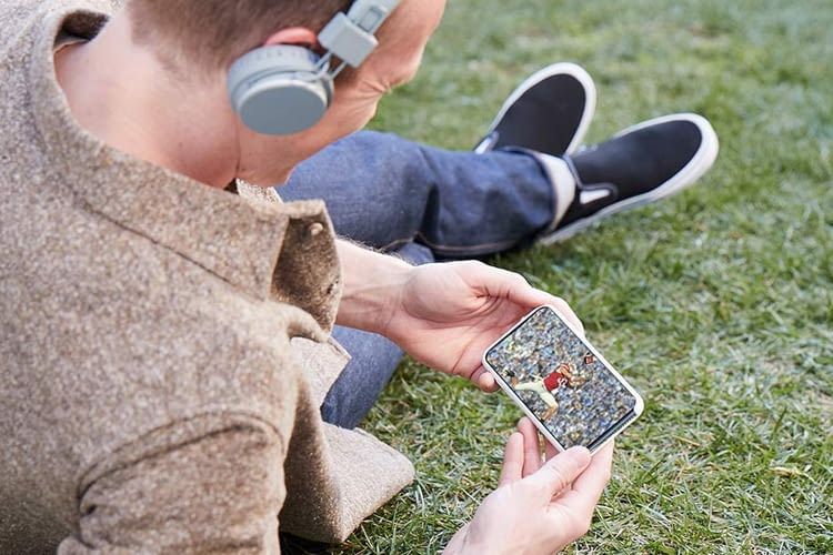 Mit Fire TV Recast können Filme auch unterwegs gestreamt werden Mit Fire TV Recast können Filme auch unterwegs gestreamt werden